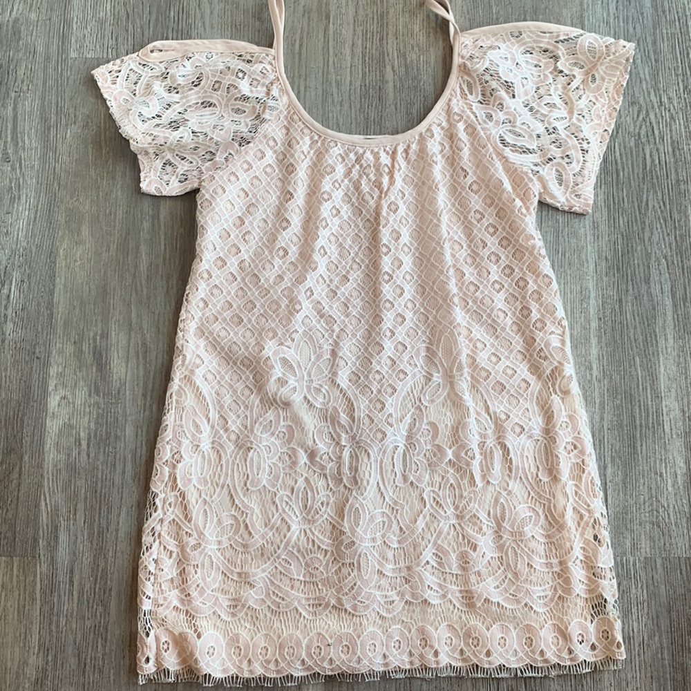 Venus lace cold shoulder dress